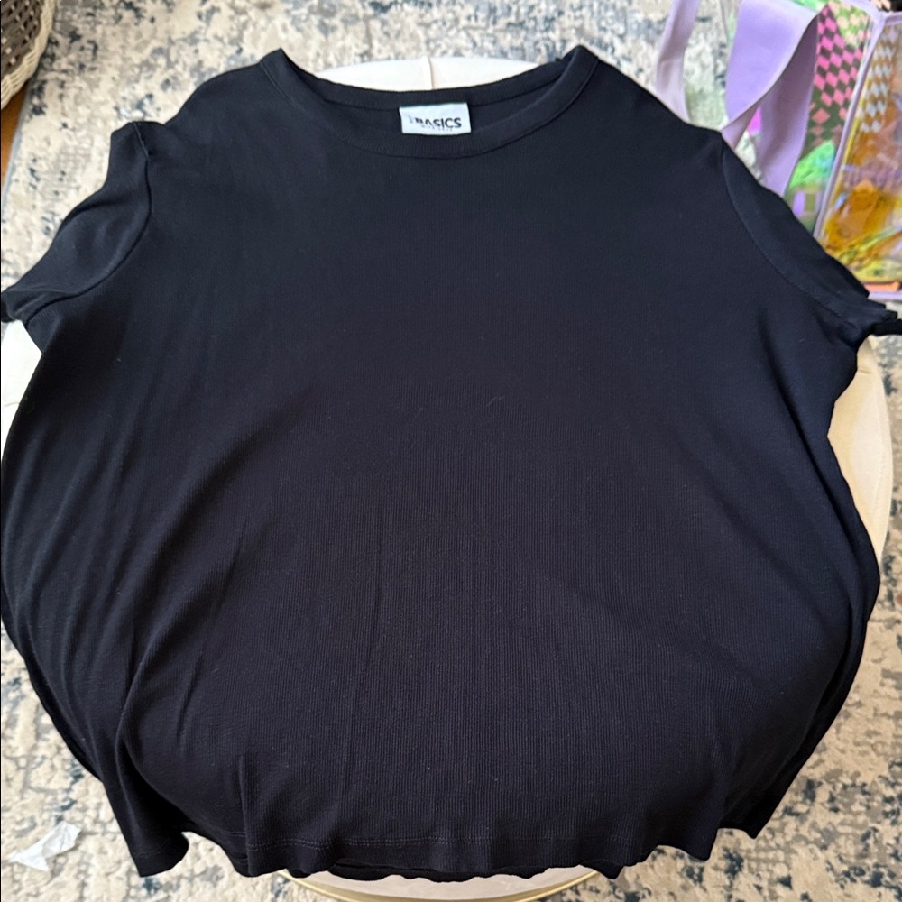 FCT Basics Women's Essential Black Short Sleeve Tee